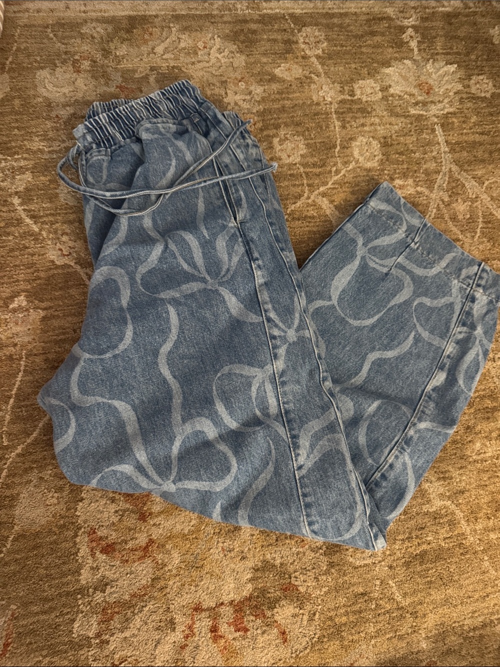 Damson Madder Bow Laser Print Felix Barrel Jeans